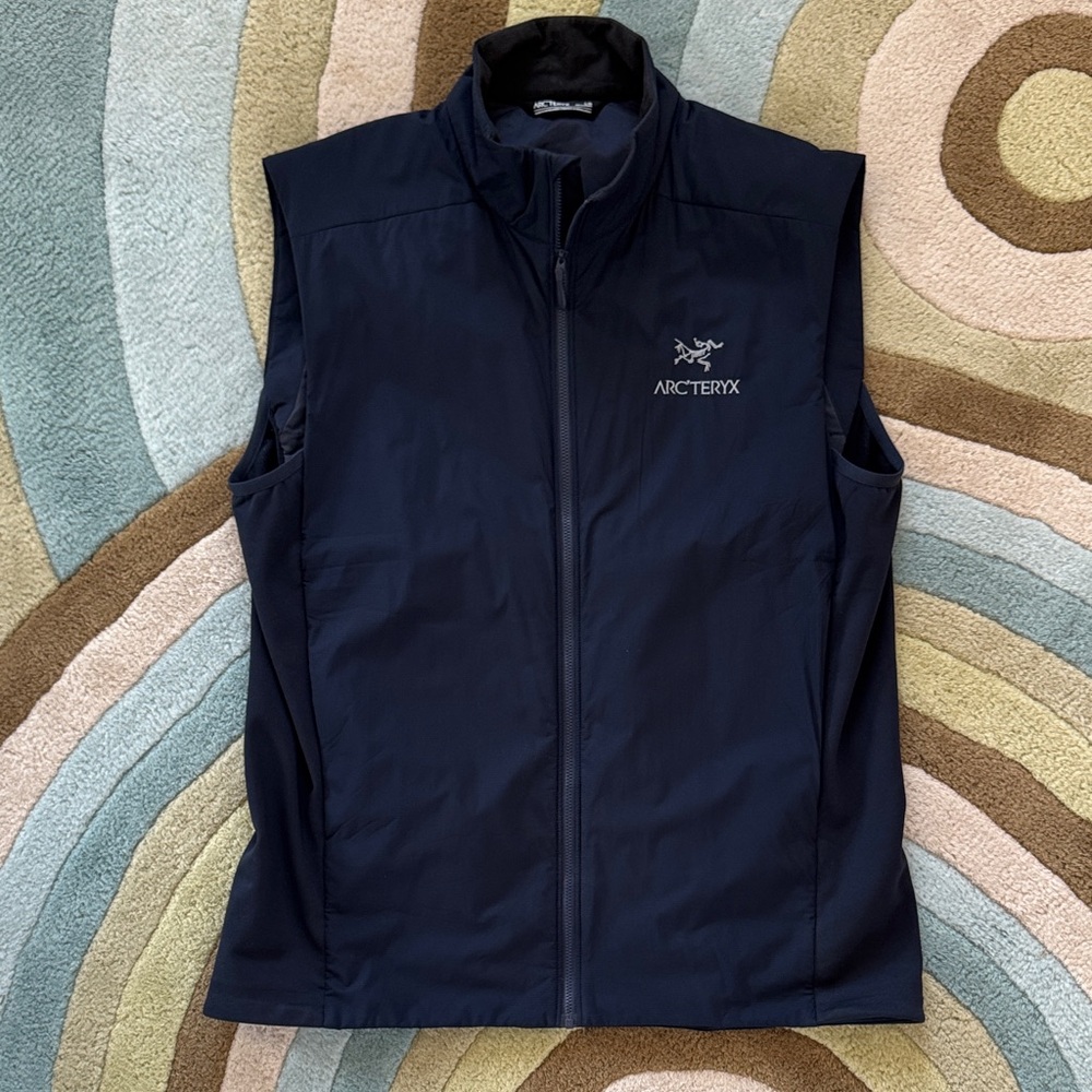 Arc’teryx Atom LT Vest - Men’s Large - Navy